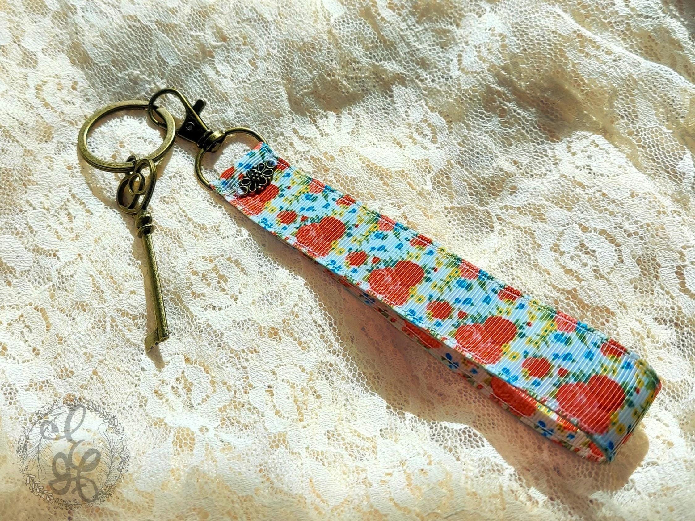 Vintage Floral Wristlet Keychain – Antique Gold Finish Key Fob with Lobster Clasp, Fabric Strap Key Holder, Handmade Gift for Her