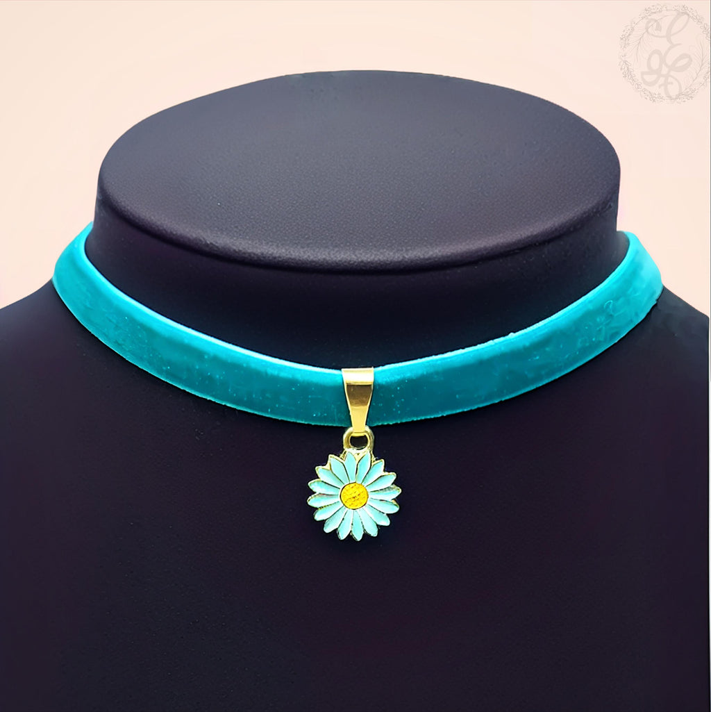 Teal Velvet Choker Necklace with Daisy Charm – Handcrafted Adjustable Choker
