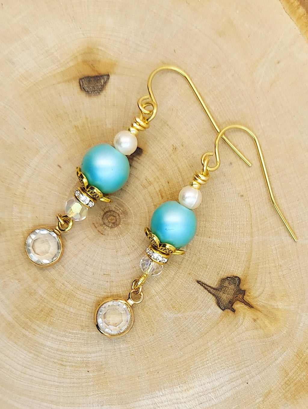 Elegant Gold and Robin’s Egg Blue Pearl Drop Earrings – Classic and Timeless Design