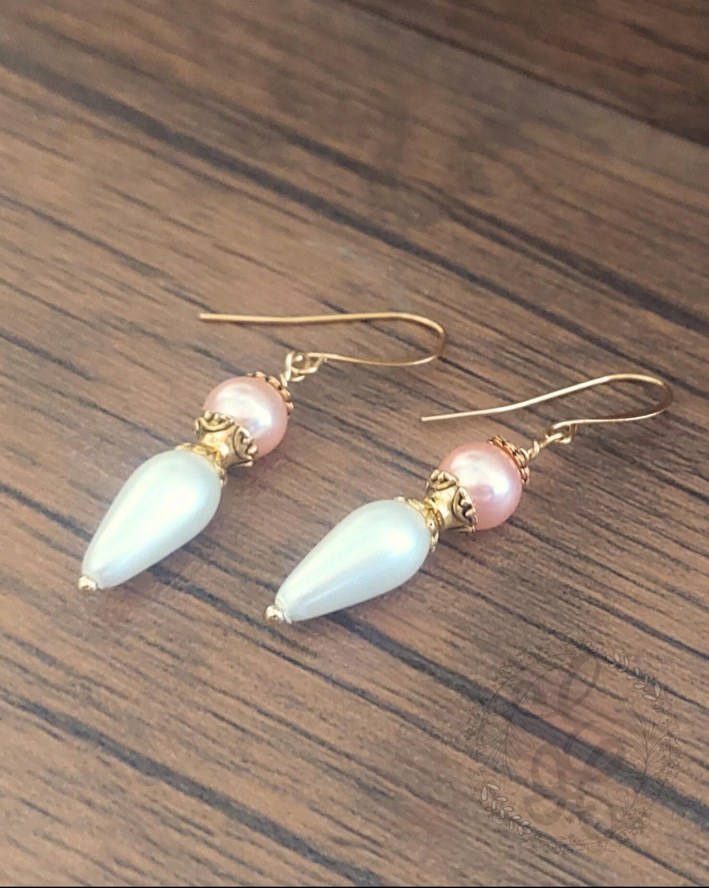 Petal Pink & White Glass Pearl Drop Earrings – Gold Plated Hypoallergenic Hooks – Vintage Style Dangle Earrings – Eidel’s Ideas Original