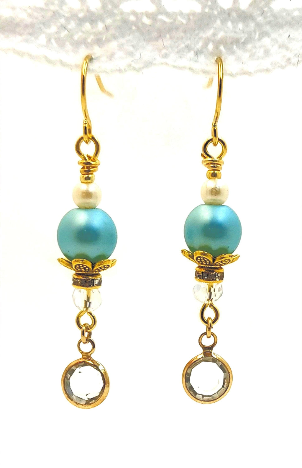 Elegant Gold and Robin’s Egg Blue Pearl Drop Earrings – Classic and Timeless Design