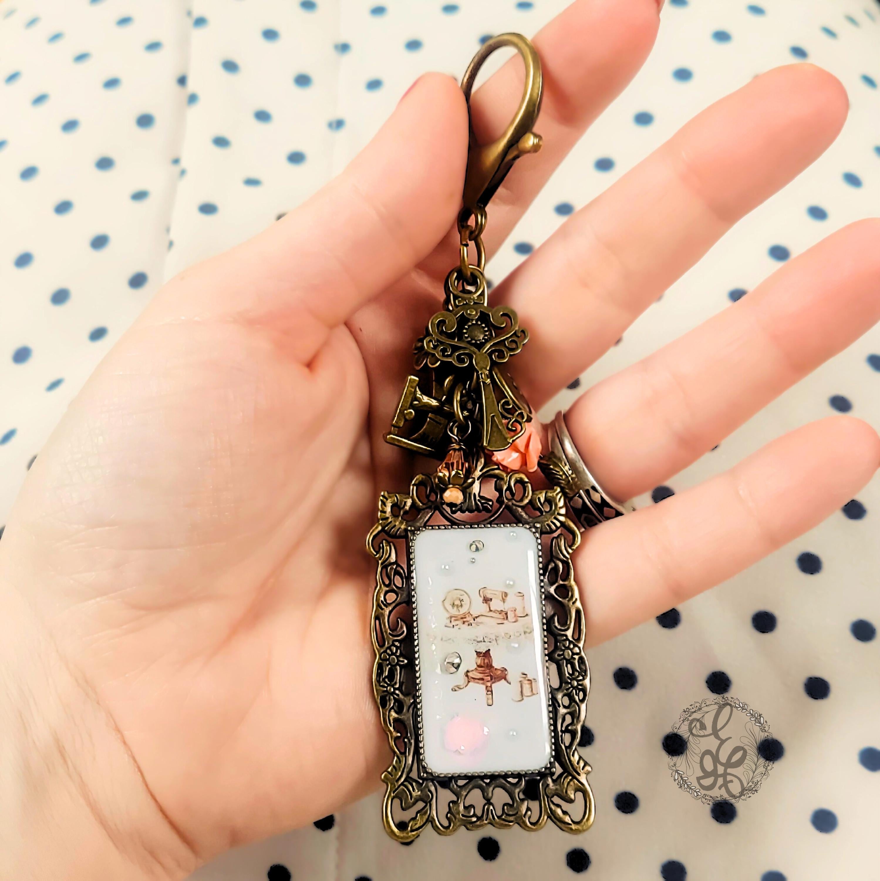 Kitchen Table Sewing Purse Charm – Vintage Resin Frame Keychain with Antique Brass Sewing Charms – Eidel's Ideas Original – Ready to Ship