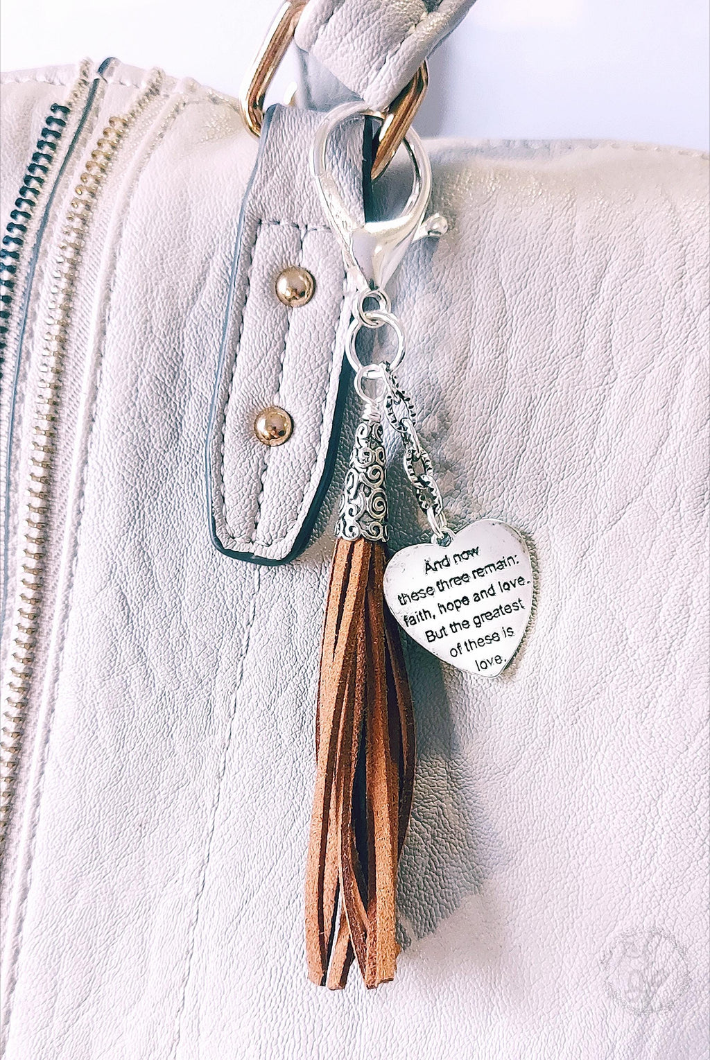 Faith Charm Purse Clip – Turquoise & Pink Beaded Keychain with Heart and Gemstones