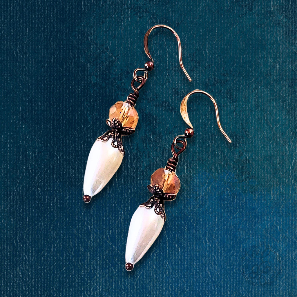 Victorian-Inspired Pearl Drop Earrings with Amber Crystals & Antique Copper Accents – Artisan Crafted