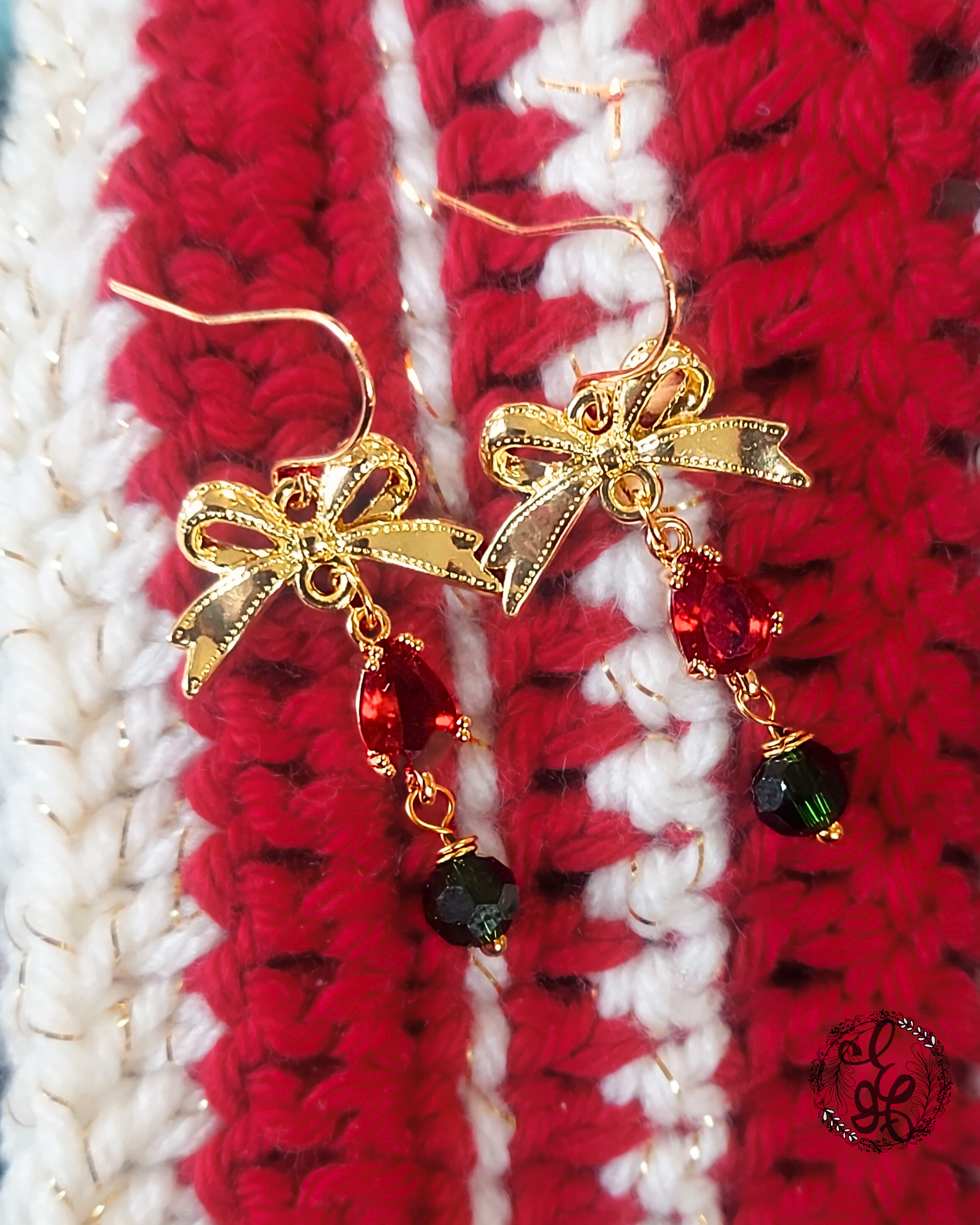 Special Edition Christmas Bow Earrings – Vintage Holiday Charm